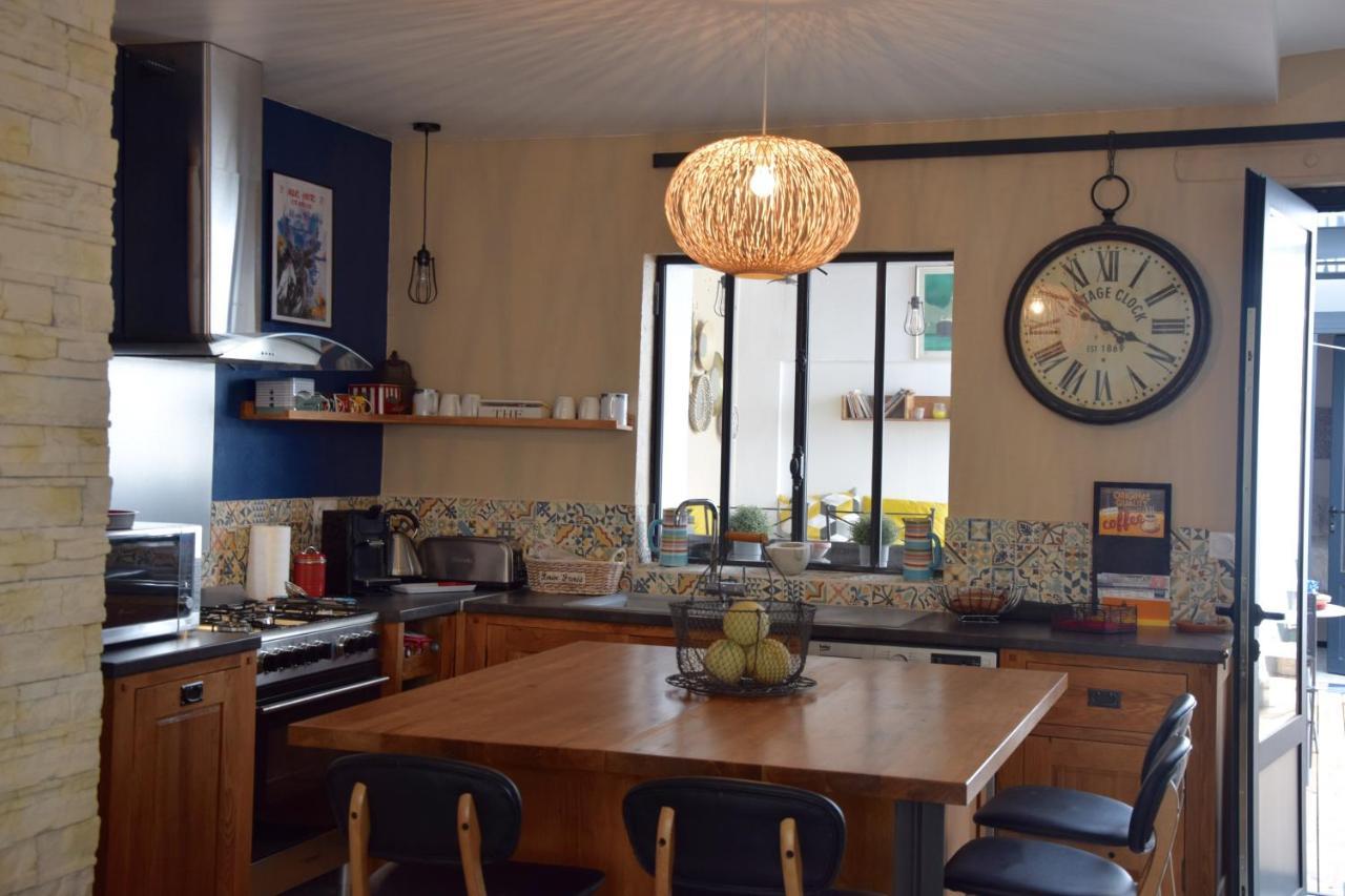 Le Petit Patio Bed & Breakfast Aigues-Mortes Exterior photo