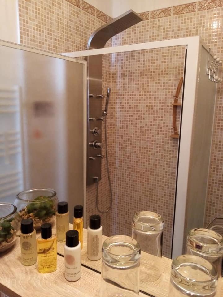 Le Petit Patio Bed & Breakfast Aigues-Mortes Exterior photo